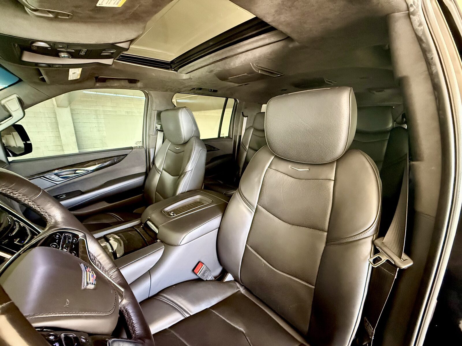 2019 Cadillac Escalade ESV gallery photo 6