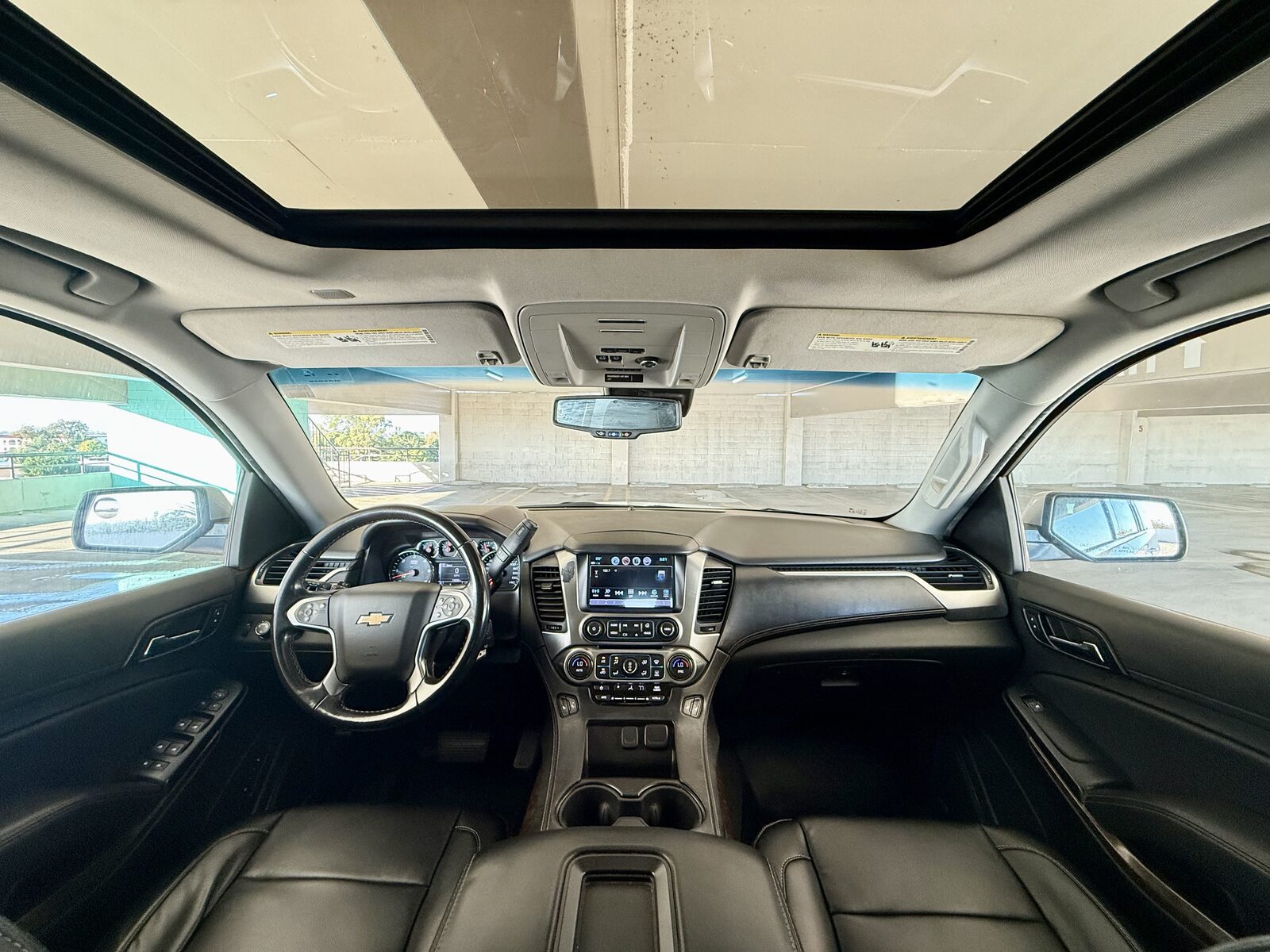Spacious Chevrolet Suburban LT photo 5