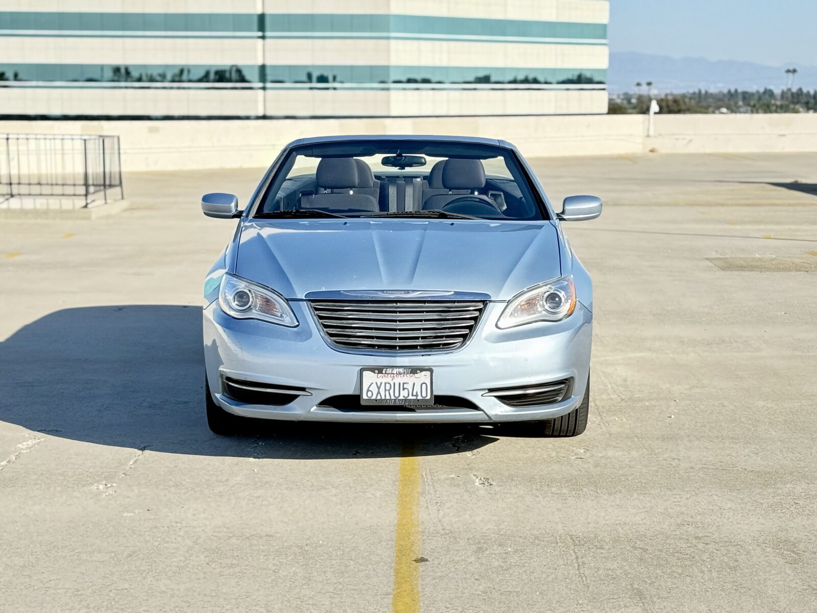2013 Chrysler 200 gallery photo 14