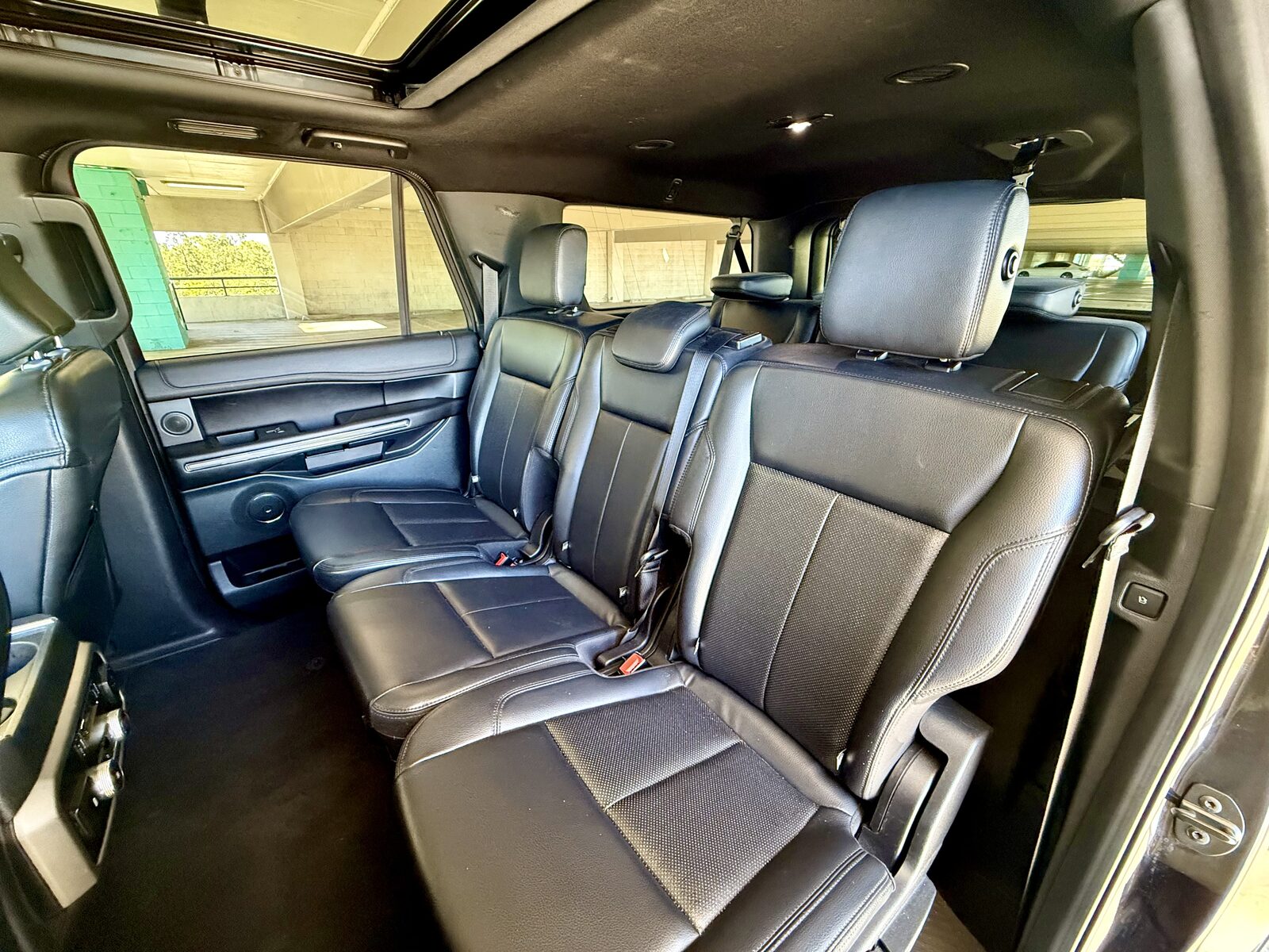 2019 Ford Expedition Max gallery photo 17