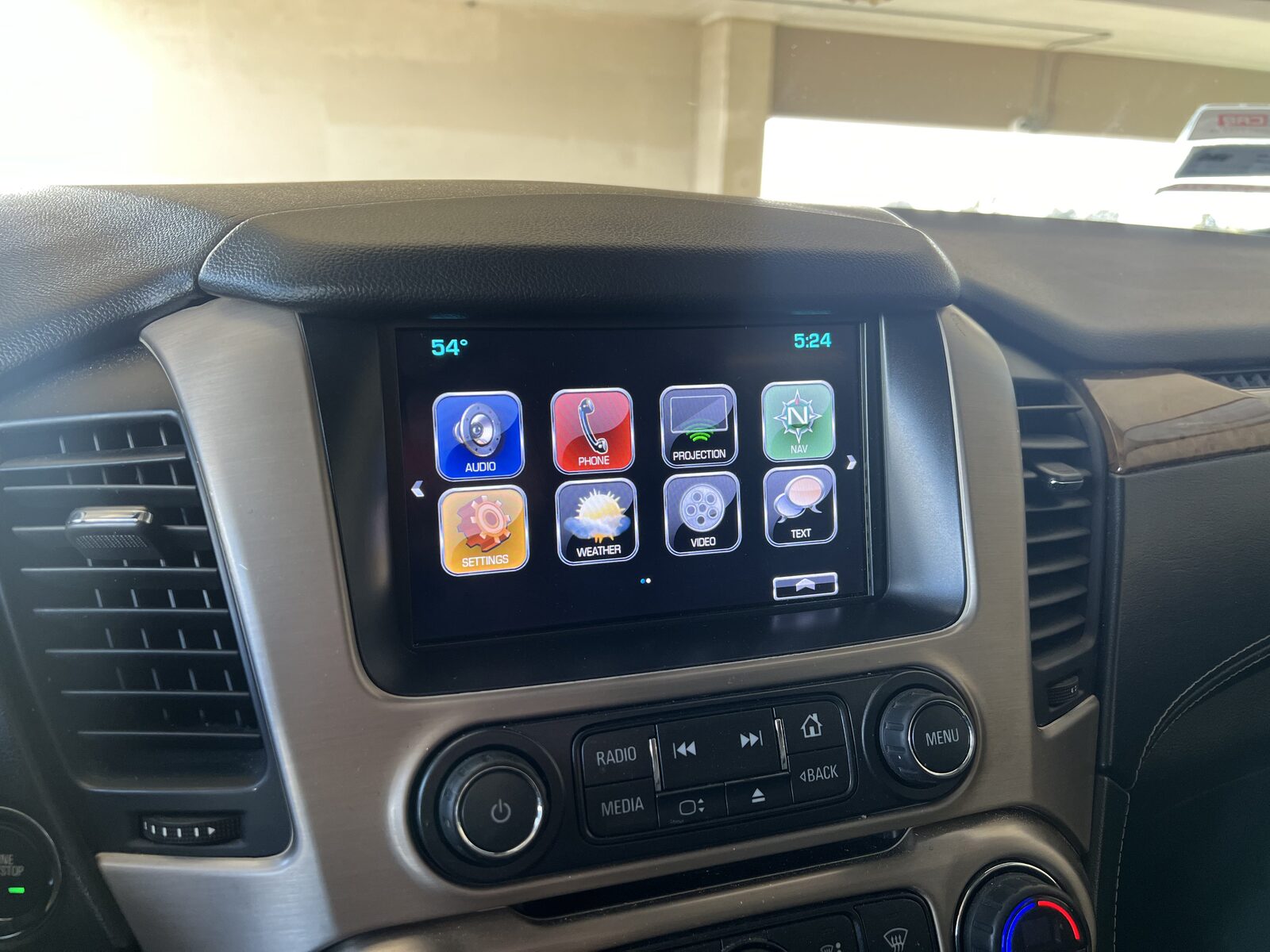2017 GMC Yukon XL gallery photo 13