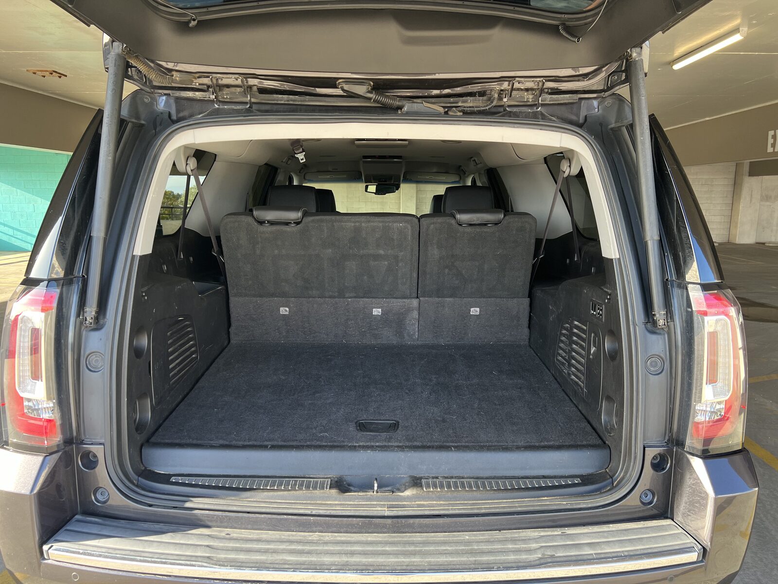 2017 GMC Yukon XL gallery photo 15