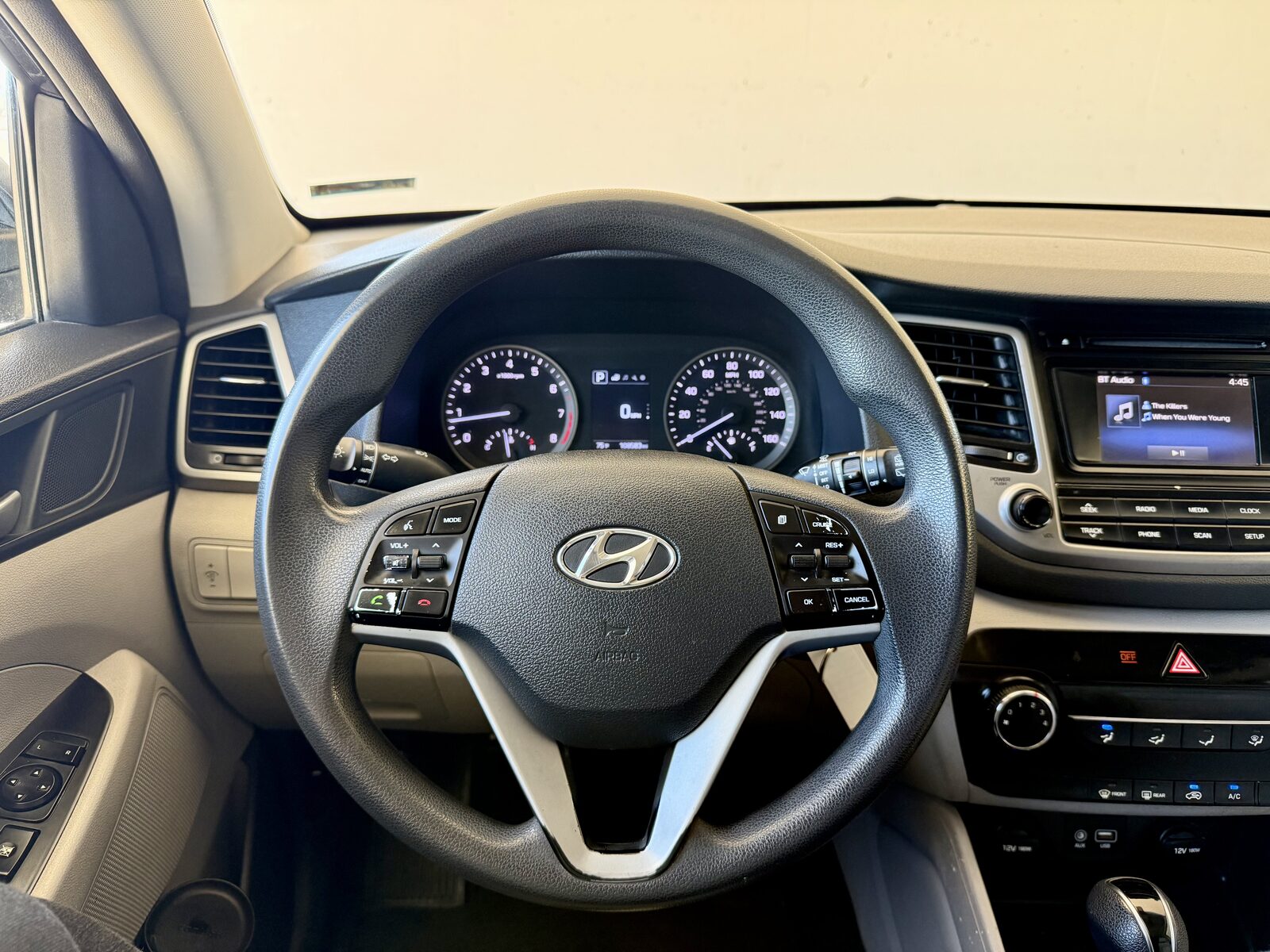 2017 Hyundai Tucson gallery photo 16