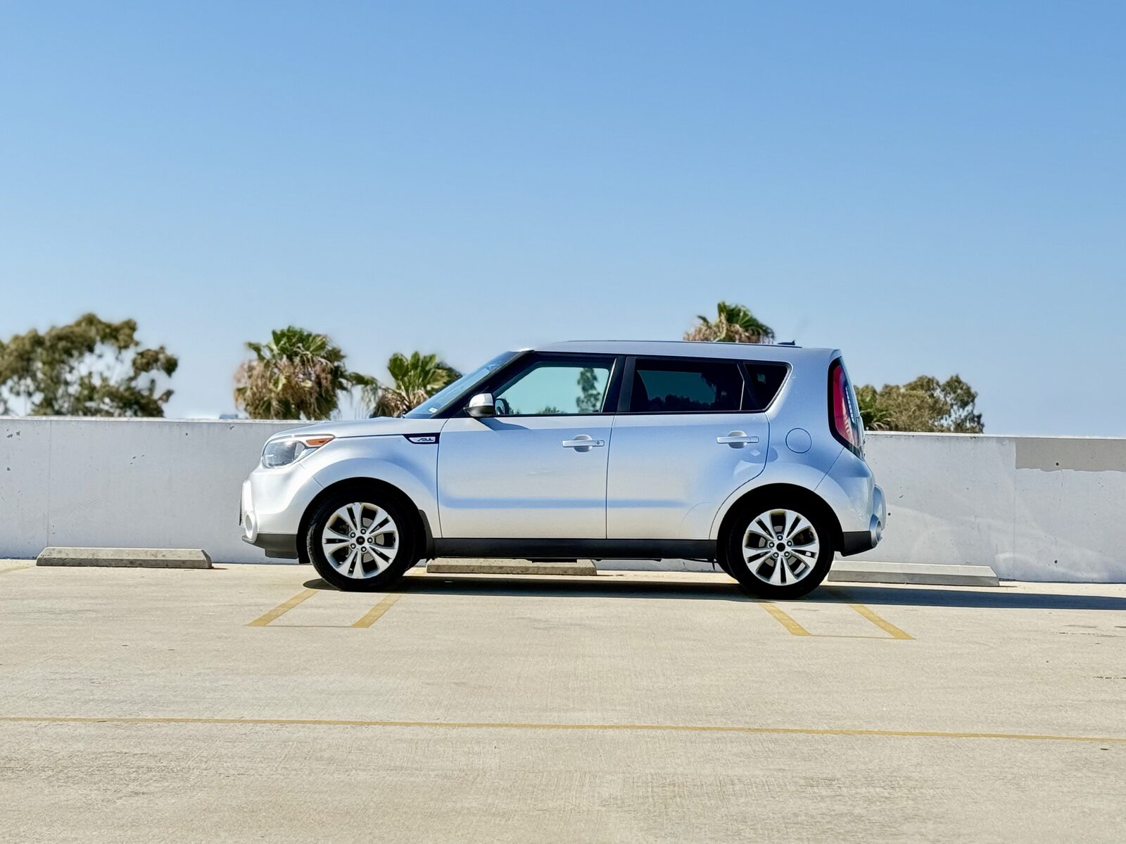 Modern Kia Soul photo 5