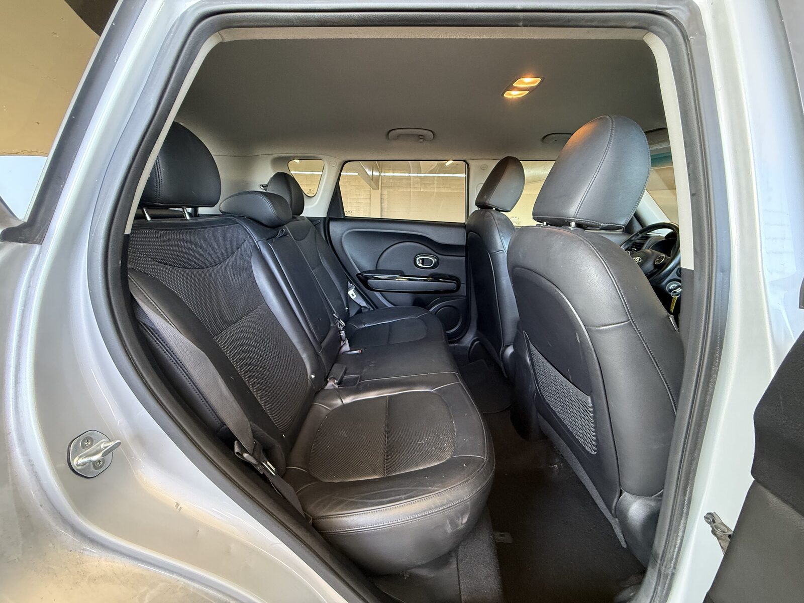 2016 Kia Soul gallery photo 15