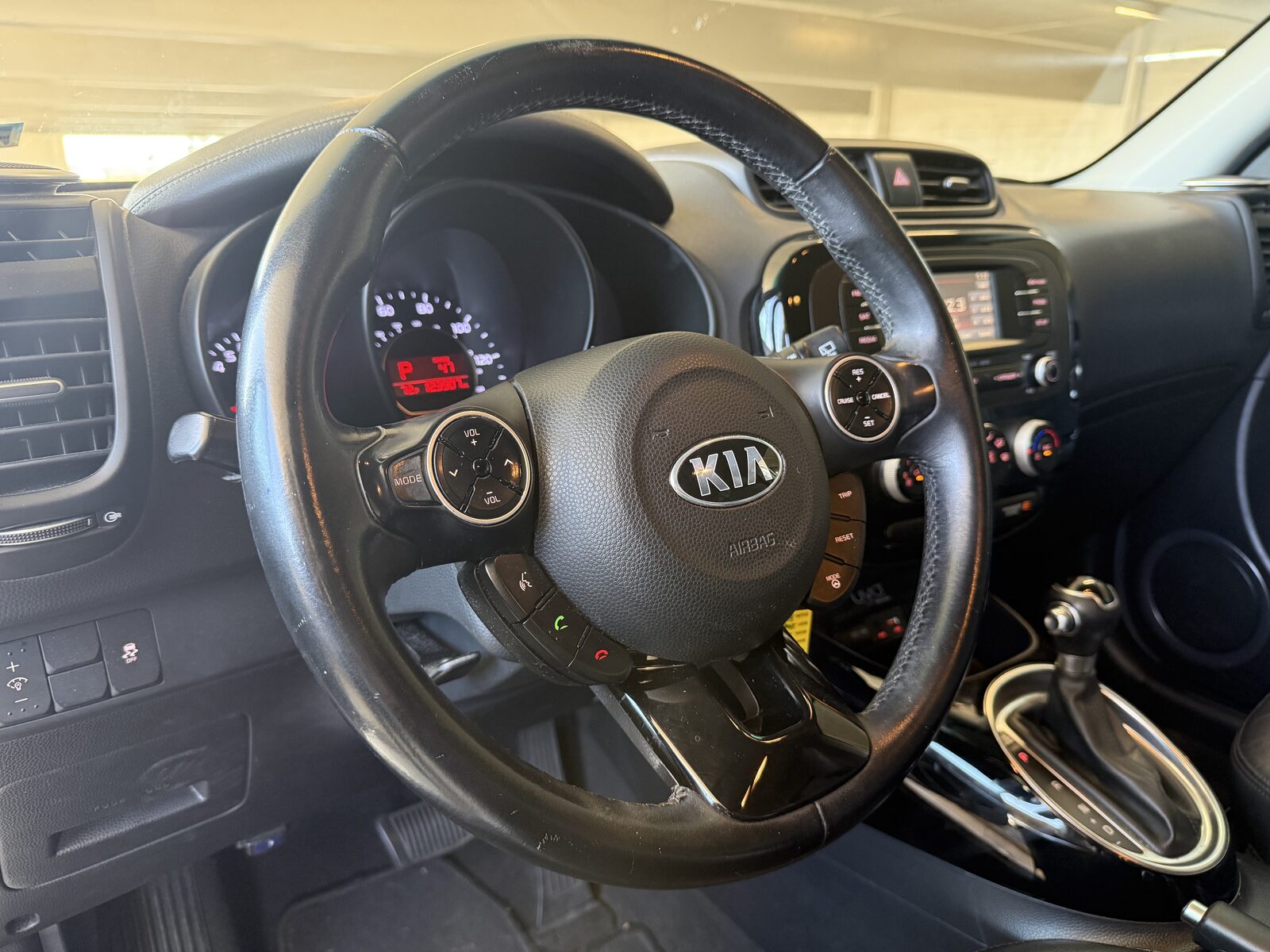 2016 Kia Soul gallery photo 17