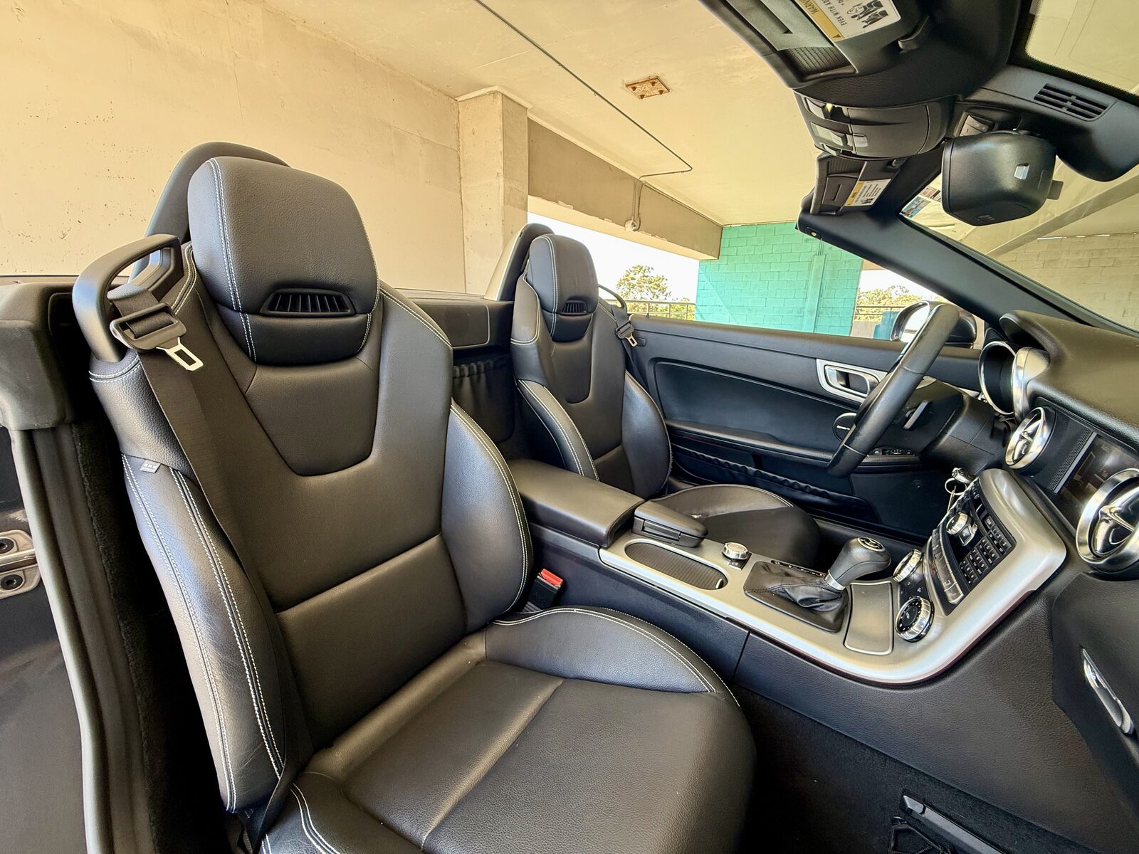 2014 Mercedes-Benz SLK-Class gallery photo 12