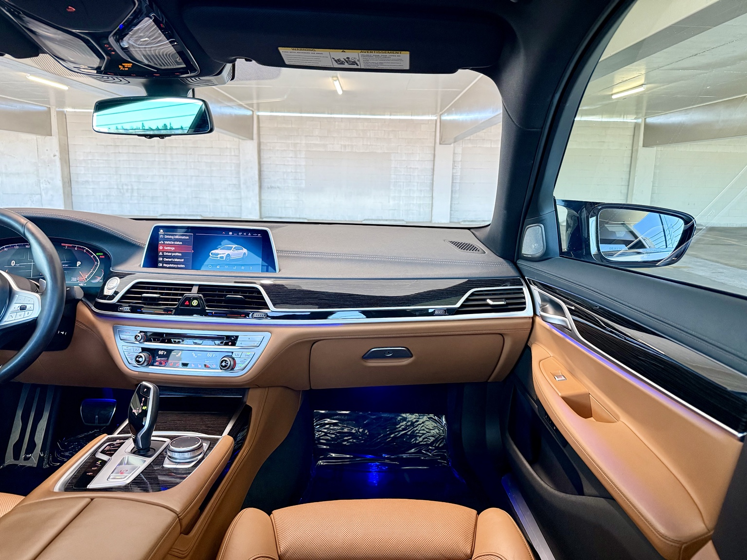 2020 BMW 7 Series gallery photo 17